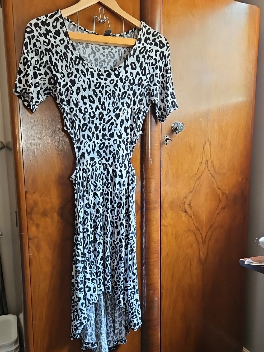 Black and White Leopard Print Women’s Midi Dress - Size M